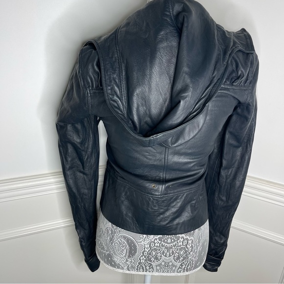 MIKE & CHRIS Black Leather Jacket - Picture 4 of 13